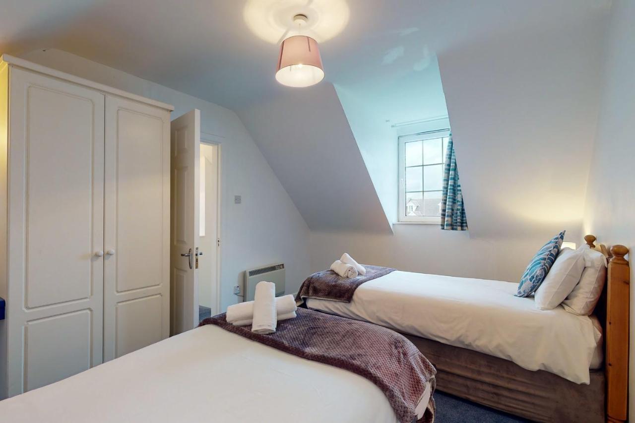 Dingle Harbour Cottages 3 Bed Sleeps 7 By Trident Holiday Homes Extérieur photo