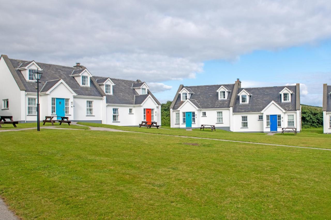 Dingle Harbour Cottages 3 Bed Sleeps 7 By Trident Holiday Homes Extérieur photo